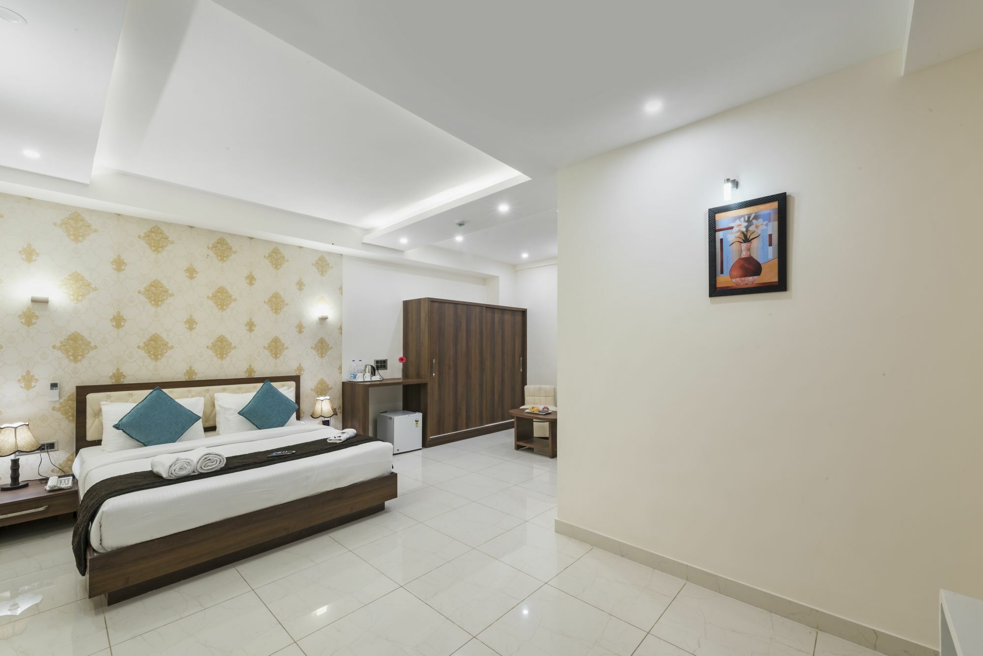 T S Royal Grand Hotel-Bommasandra -Hosur Road Bangalore Luaran gambar